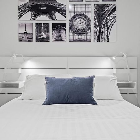 Stylish And Spacious 2-Bed Apartment Melbourne City Exterior foto