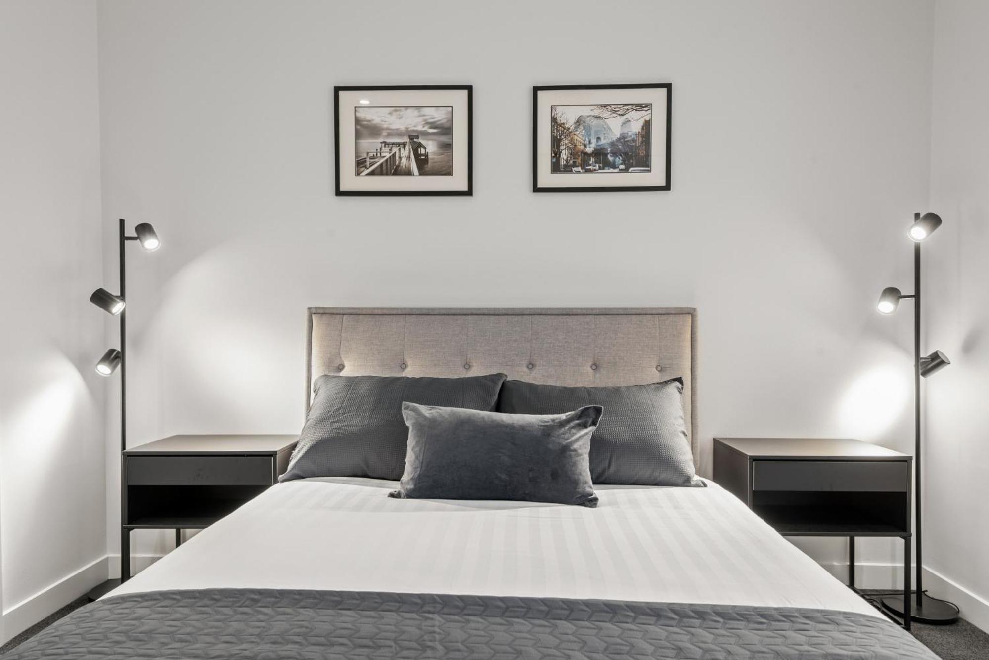 Stylish And Spacious 2-Bed Apartment Melbourne City Exterior foto